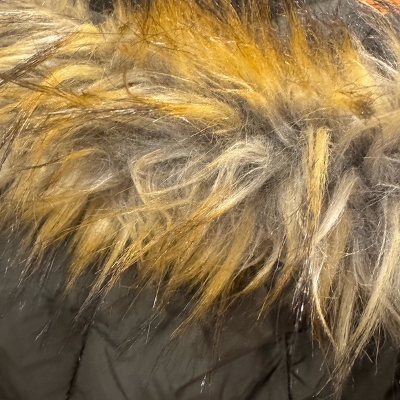 Larry Levine Women's Long Down Puffer Coat w/Side Tabs & Hood, XS, Army Green - Picture 14 of 16